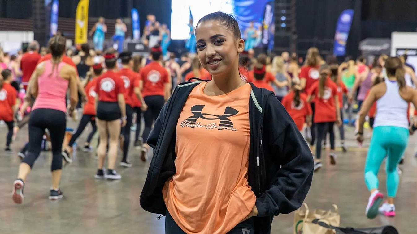 Schobert Lara: Anya nekem adja át a stafétát