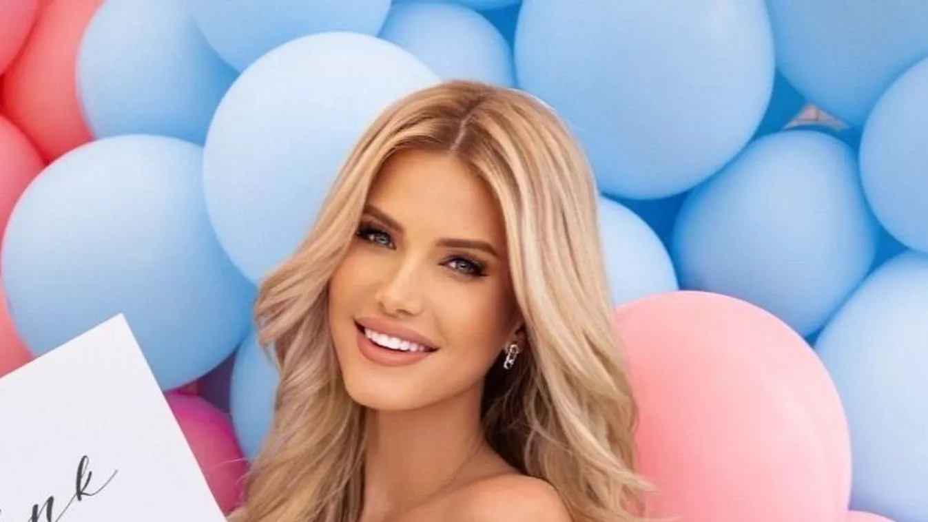 Úgy fest Vasvári Vivien, akár egy életre kelt Barbie