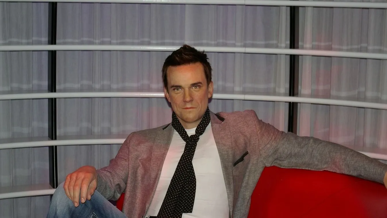 Félbe kellett szakítani Robbie Williams koncertjét