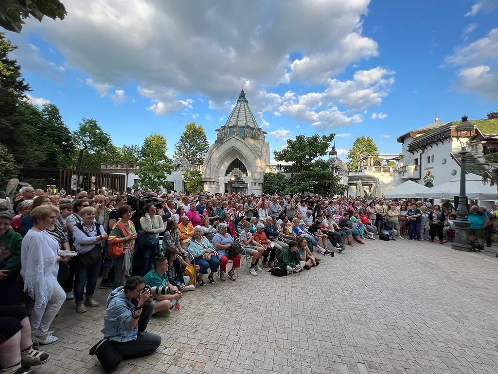 lang györgyi megemlékezés állatkert