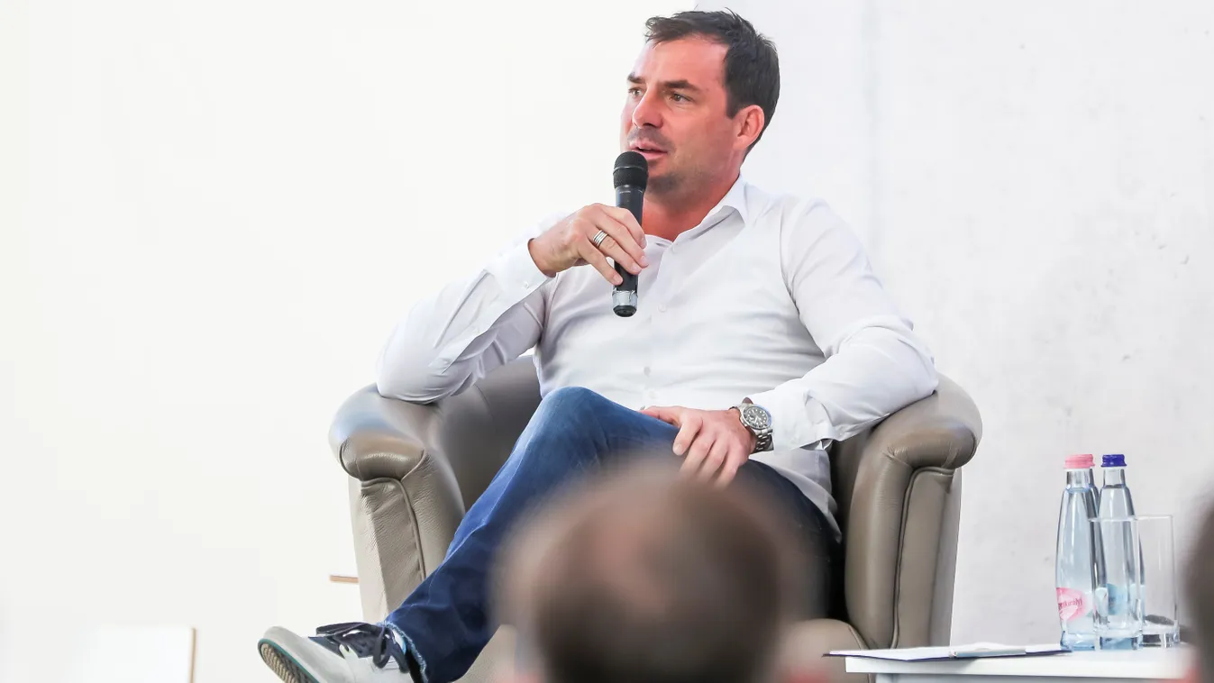 "Elvesztettem a fejem" - Lőw az óriási sikerről mesélt