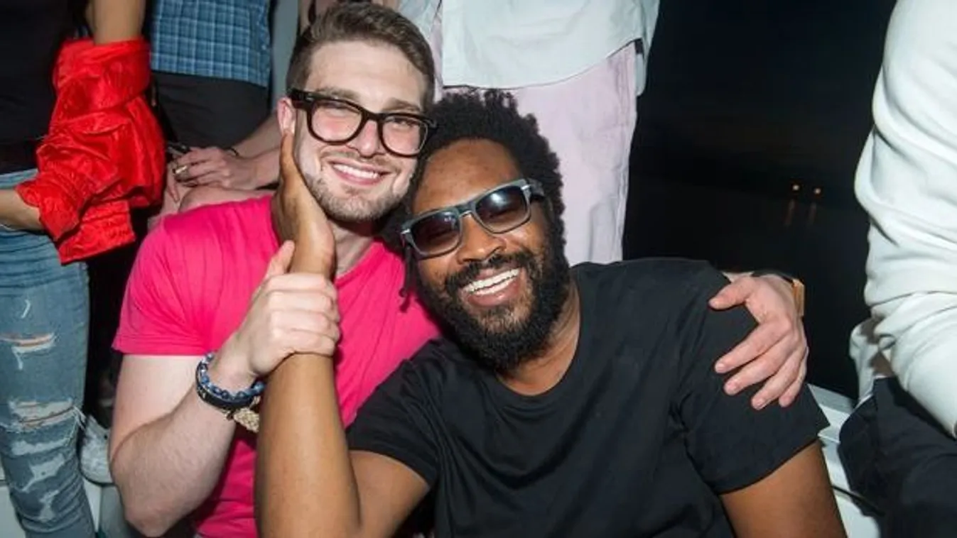 Soros György playboy fia veszi át a birodalom vezetését!