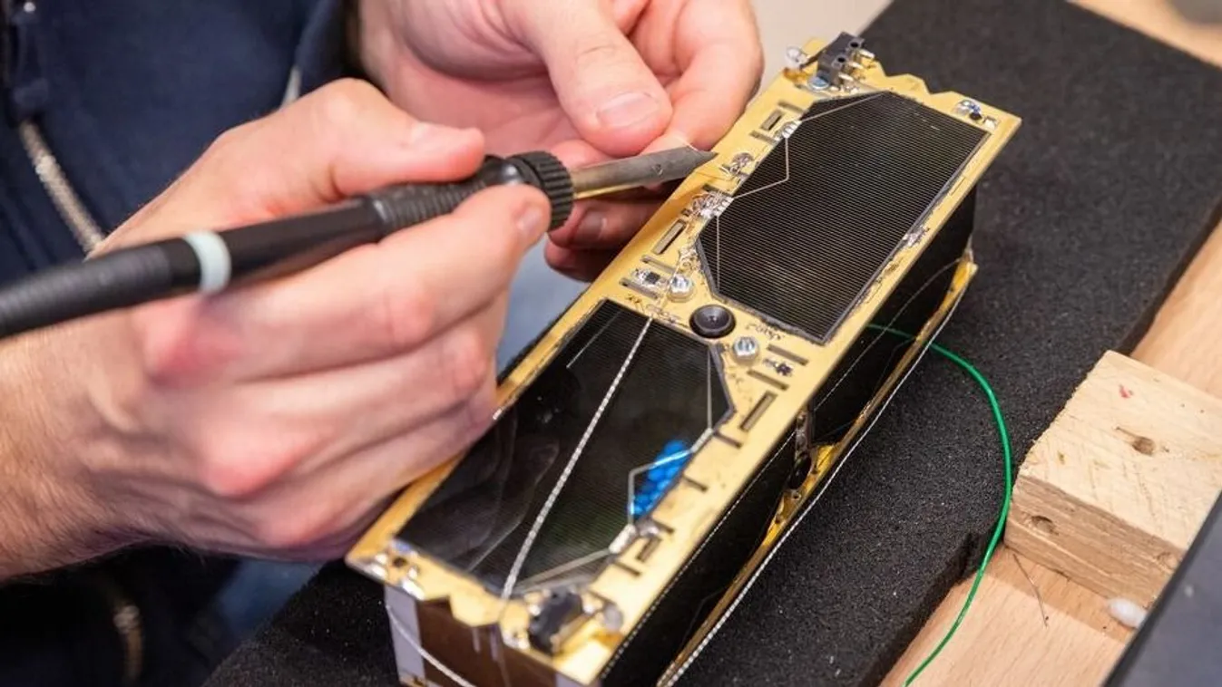 Magyar műhold kering az űrben