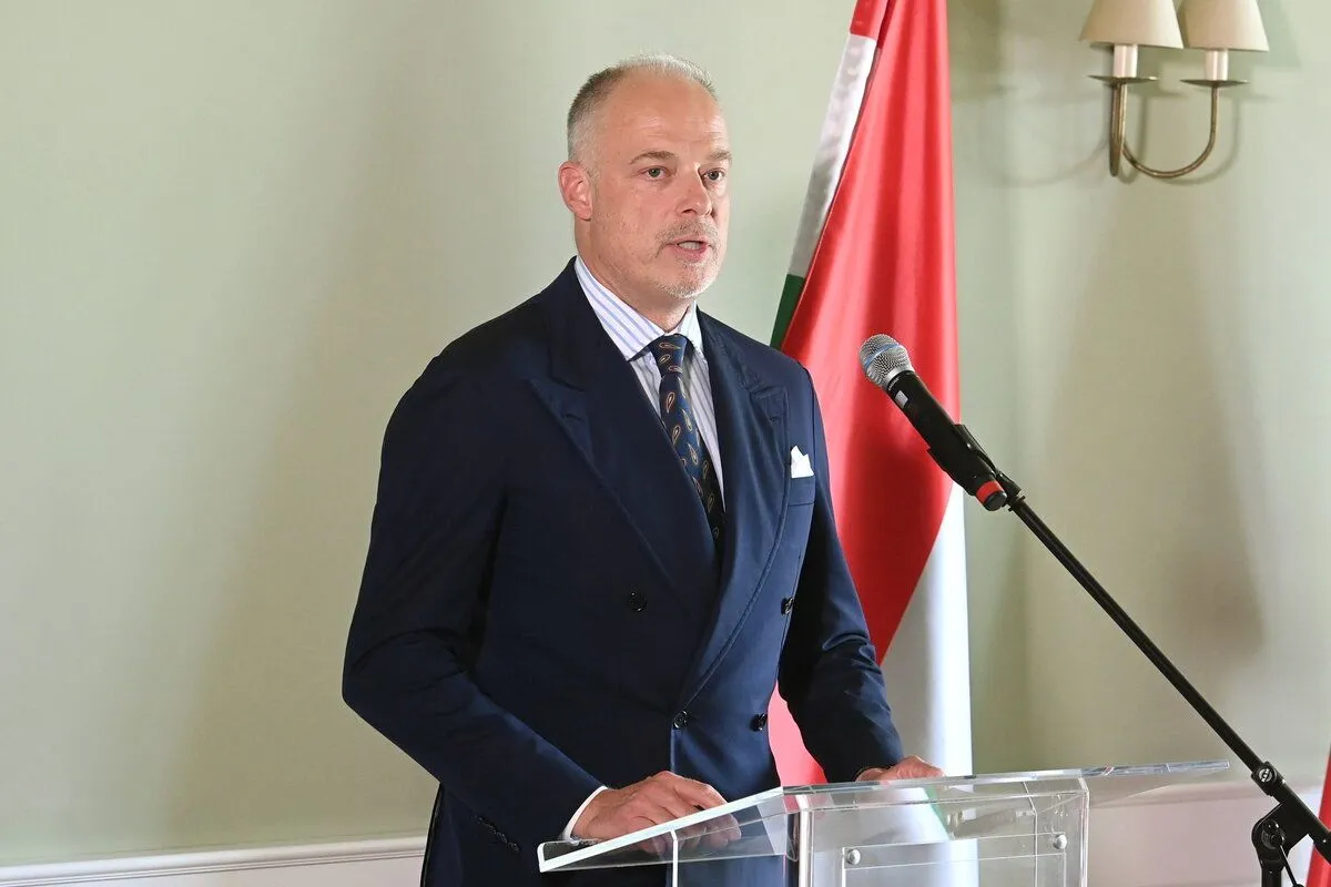 SZALAY-BOBROVNICZKY Kristóf