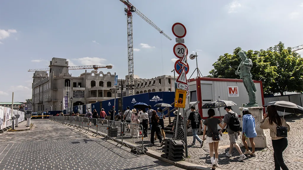  Budai Palotanegyed felújítása,Várkapitányság