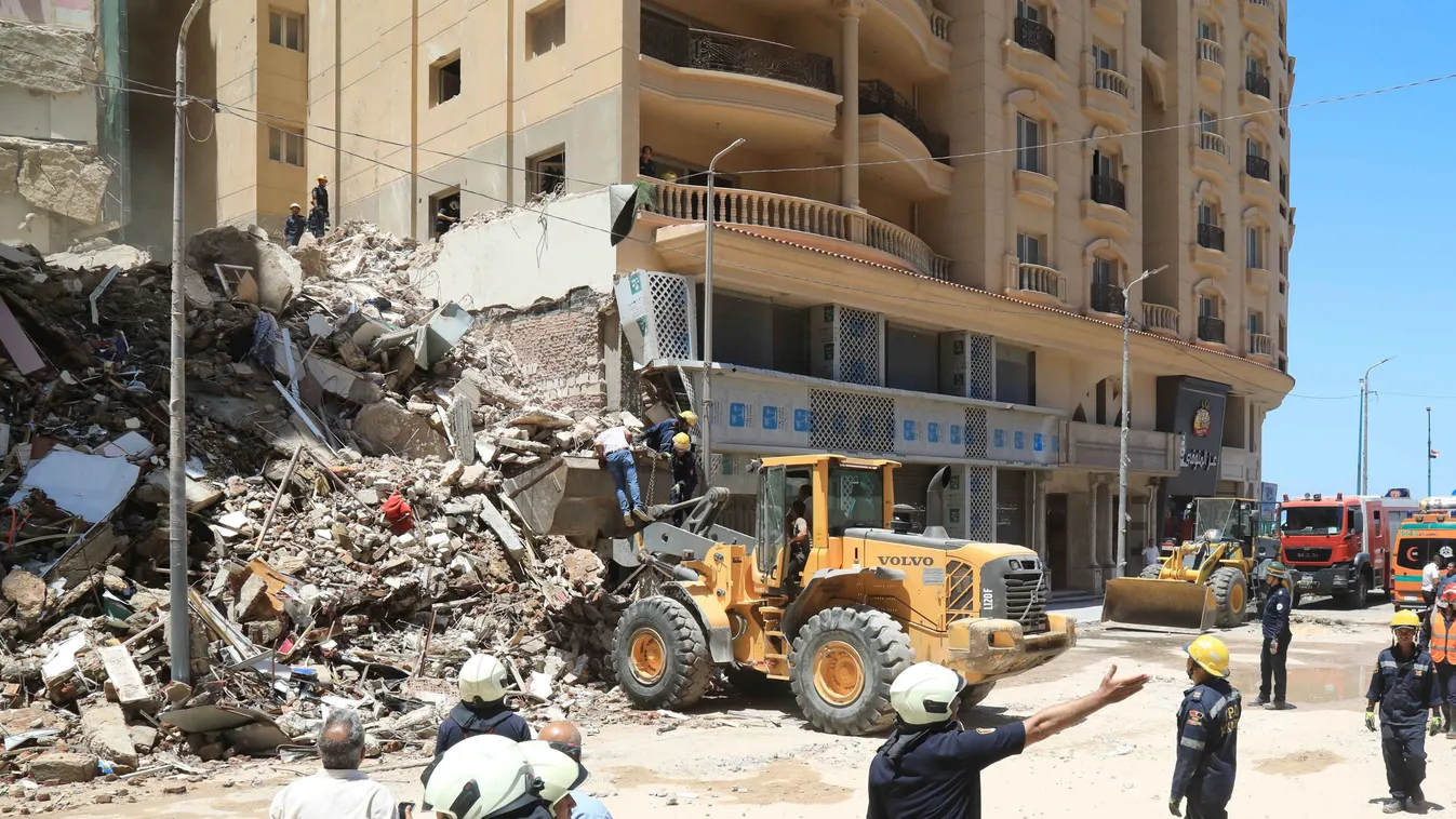 13 emeletes ház omlott le, embereket temetve maga alá -Videó