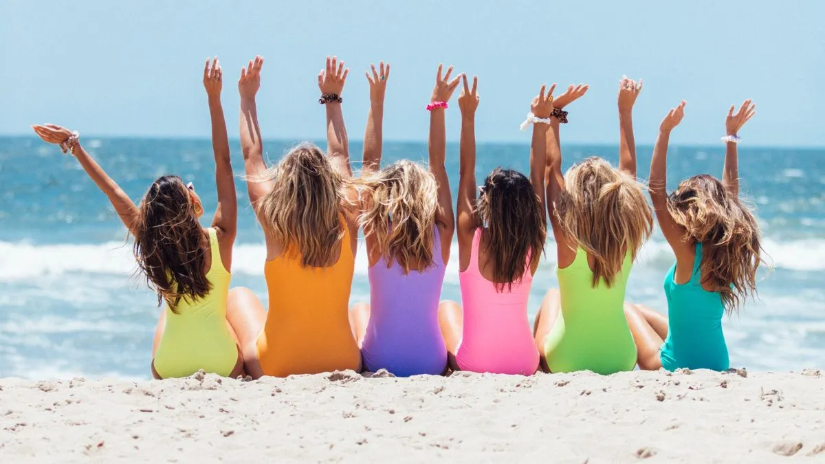 nyár nyaralás meleg forróság hőmérséklet