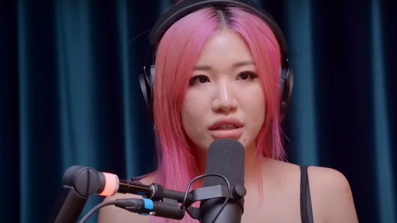 Imádok nyilvános helyen szexelni – jelentette ki a bombázó