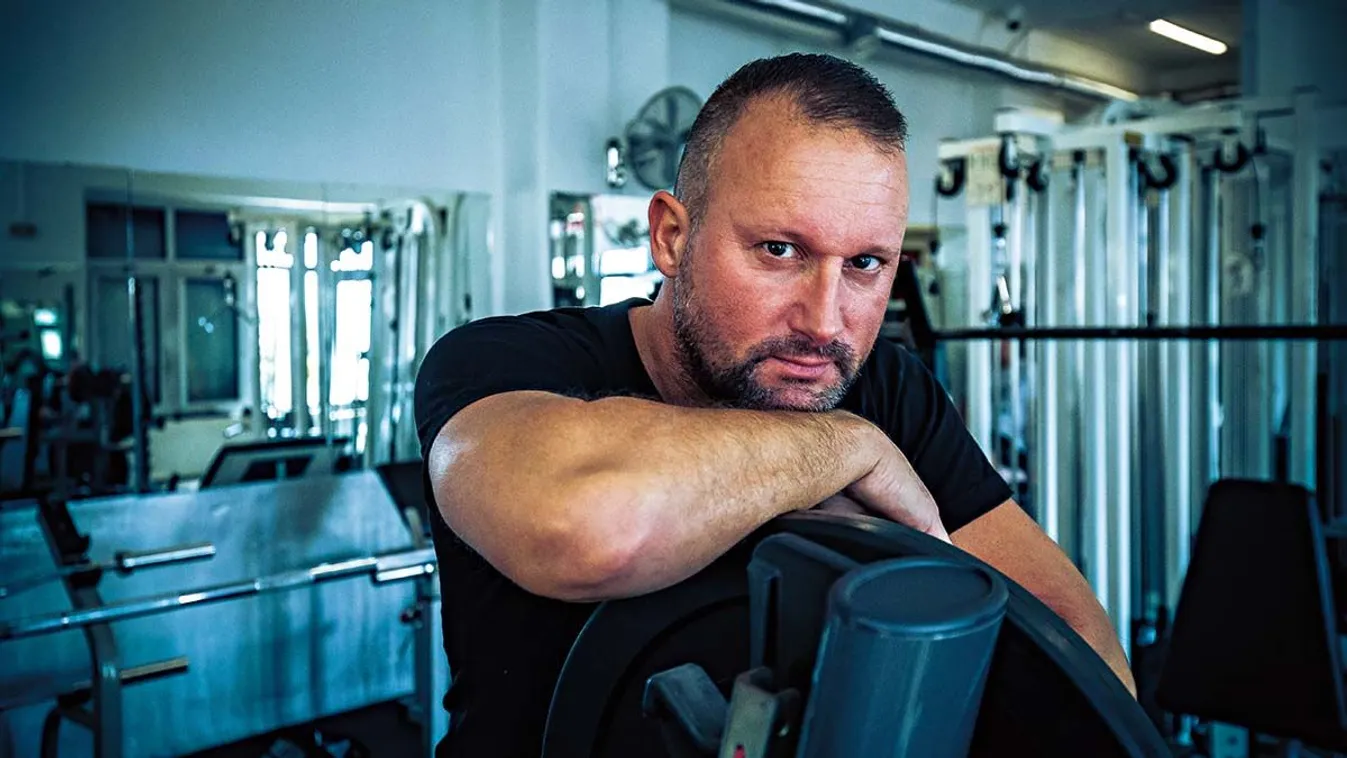 Alekosz elárulta, milyen barátnőre vágyik