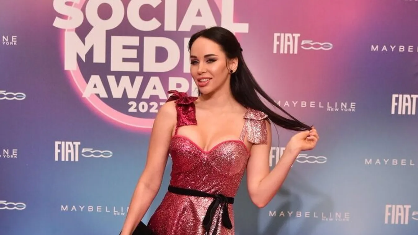 Meglepő életkorhoz kötné Sáfrány Emese kisfia Facebook-fiókját – Videó