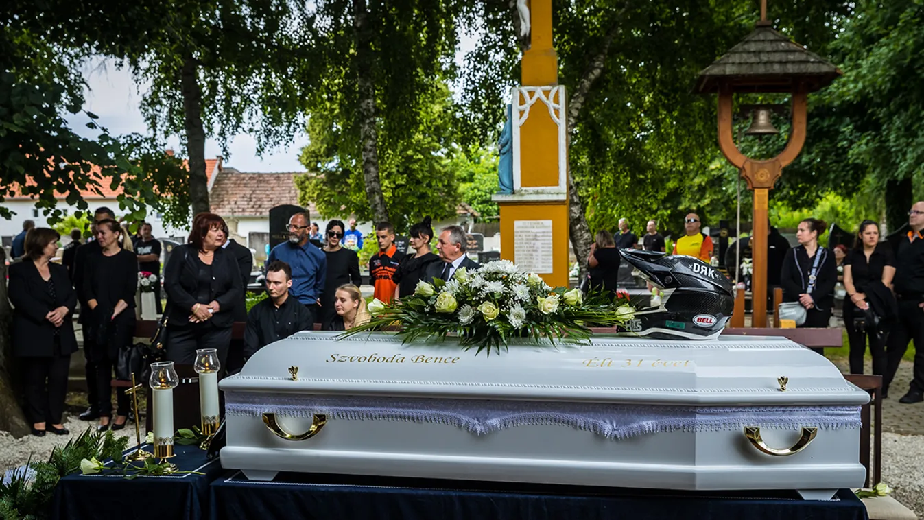 Így emlékeznek a rajongók a temetés után Szvoboda Bencére