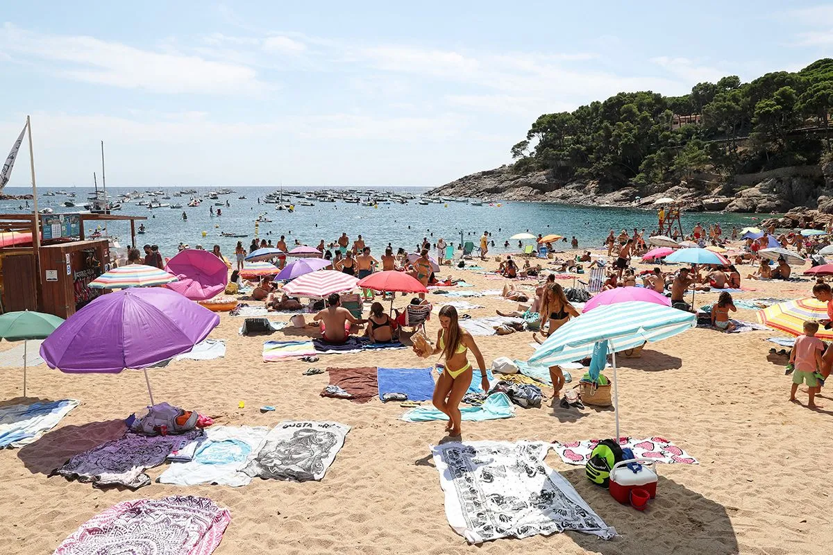Costa Brava Beach Full