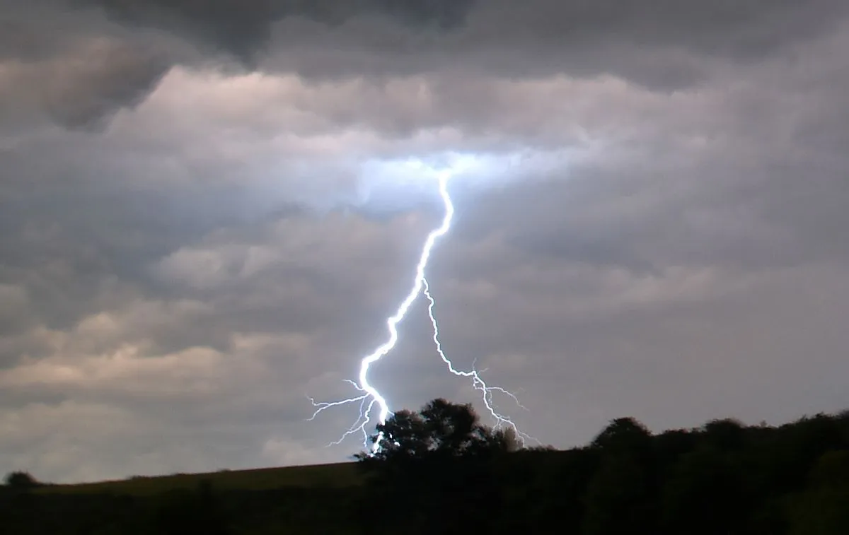 villámlás, villám, vihar, időjárás, viharjelzés