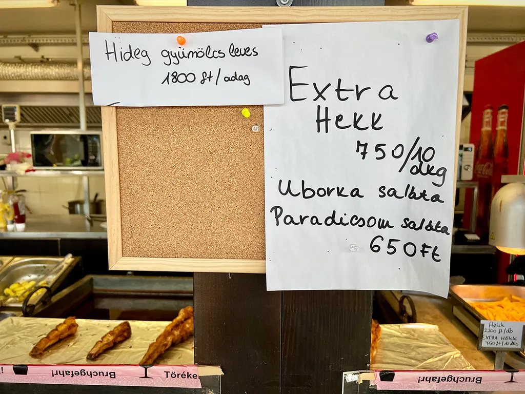 20230626 Budapest, strandkörkép. Fotó:Bánkúti Sándor