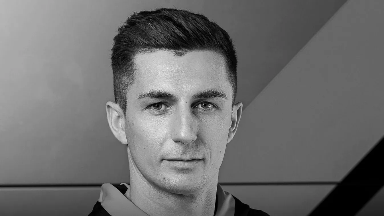 Gyász: meghalt Szvoboda Bence