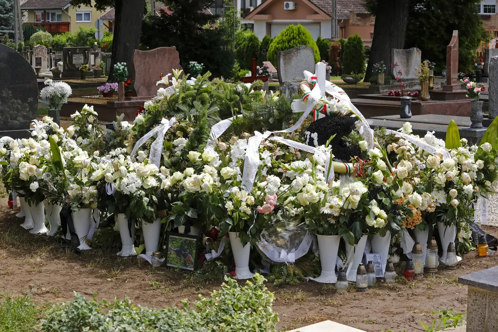 szvoboda bence sírja, balatonberény