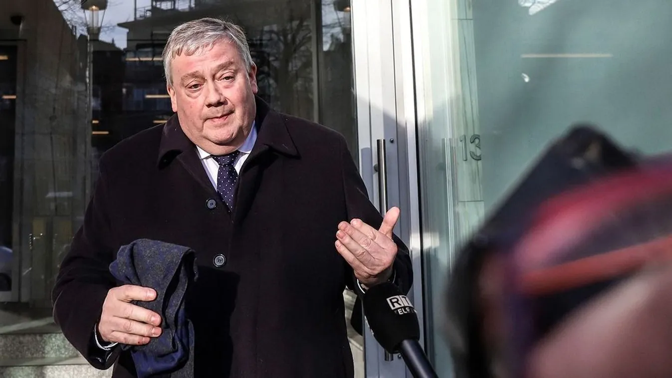 Brüsszeli razzia a hazánkat támadó politikusnál