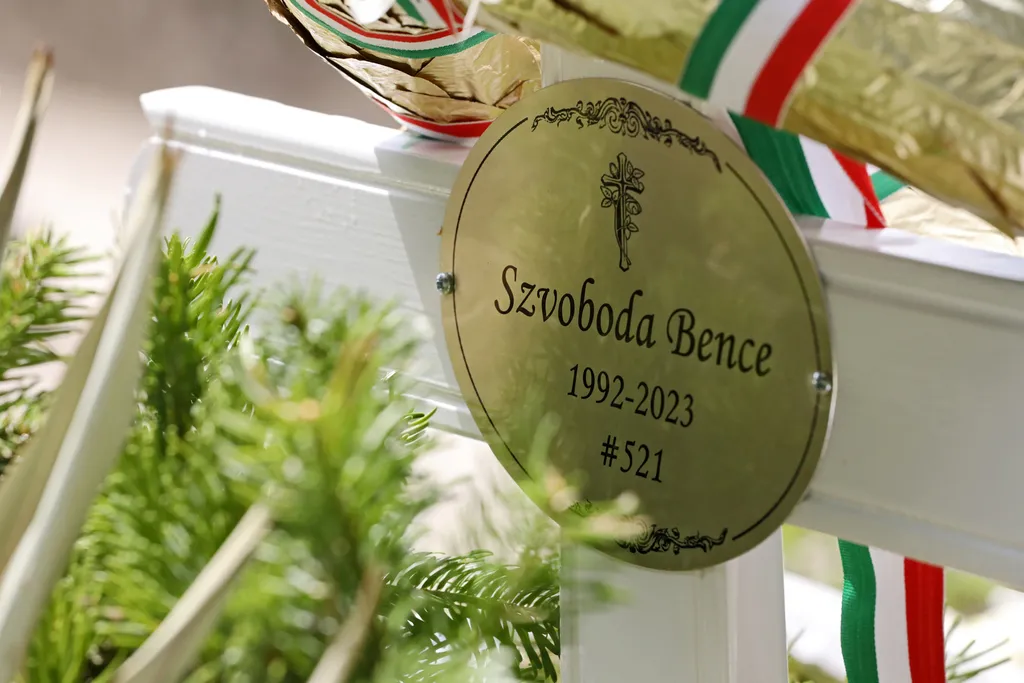 szvoboda bence sírja, balatonberény