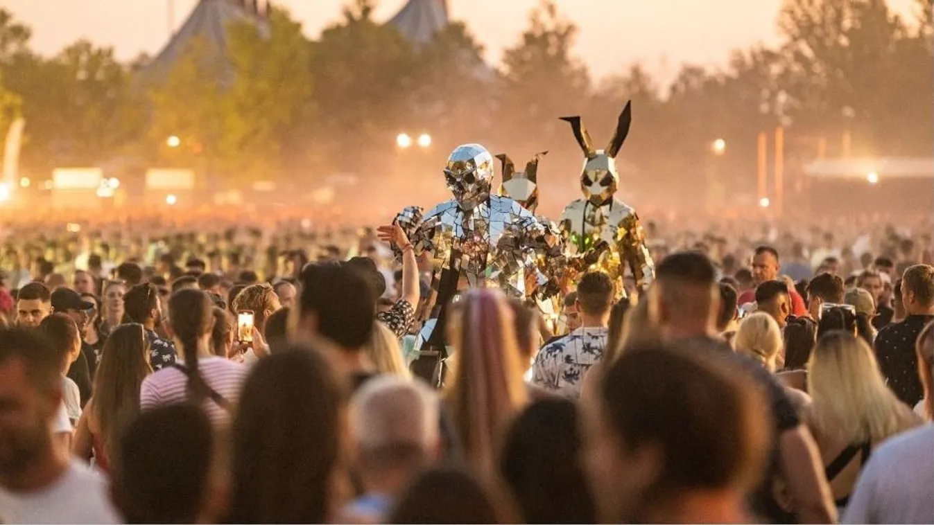 Elképesztő extrákkal jön az idei Balaton Sound