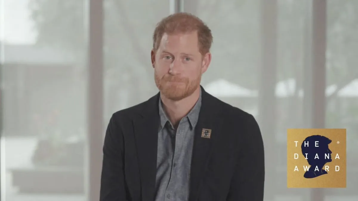 Les princes Harry et William ne se reconnaissent pas lors des prix dédiés à la mémoire de leur défunte mère