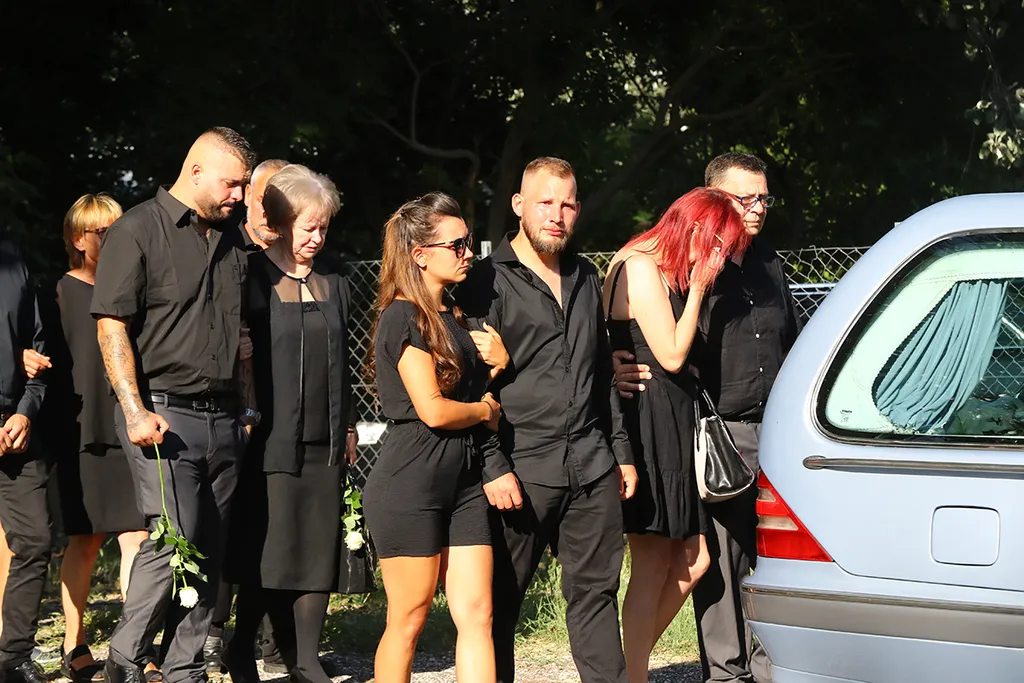 Temetik a négy gyermeket hátra hagyott édesanyát