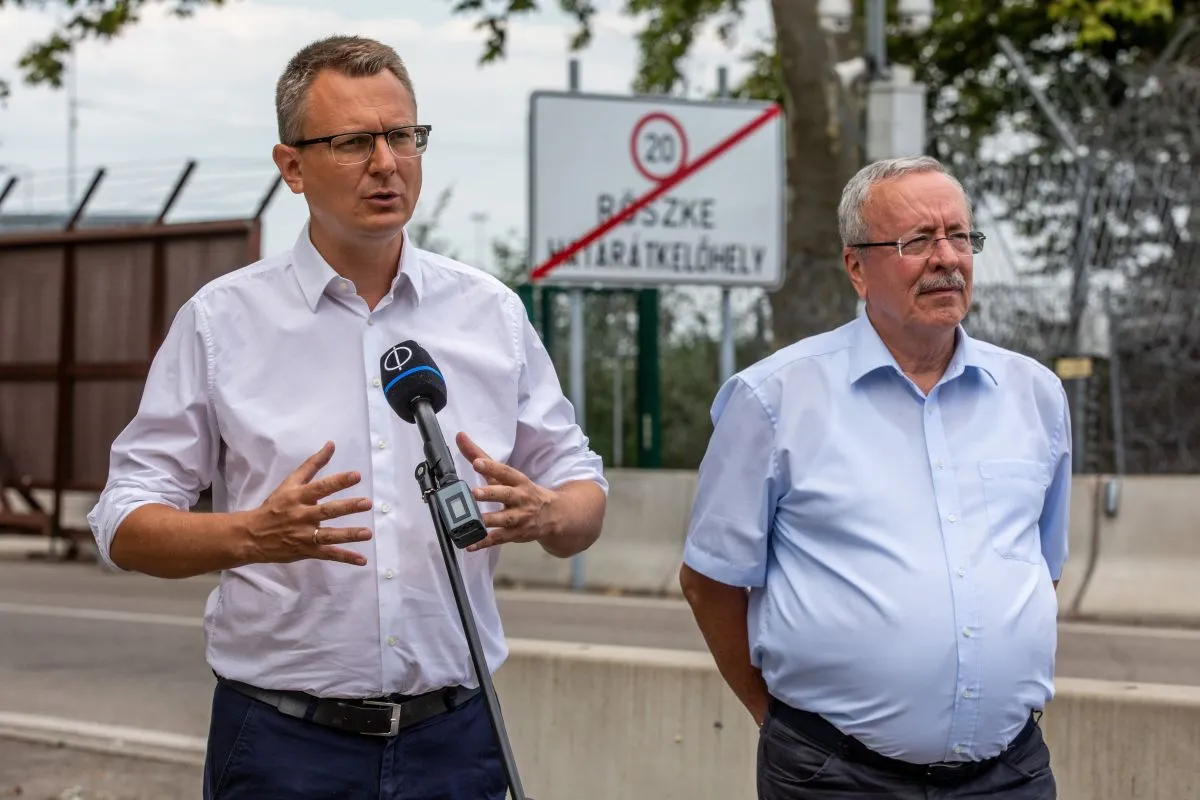 RÉTVÁRI Bence; BAKONDI György