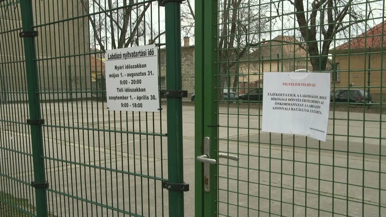 Ez vár a ceglédi sportpályákra, amit 2 idős akar bezáratni