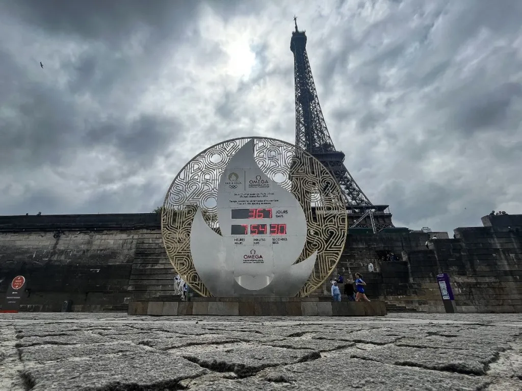Megkezdődött a visszaszámlálás az Eiffel-torony mellett a párizsi olimpiáért
