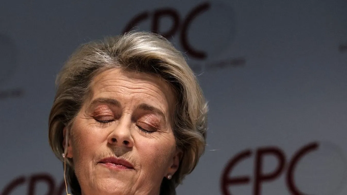 Fogy a levegő Ursula von der Leyen körül