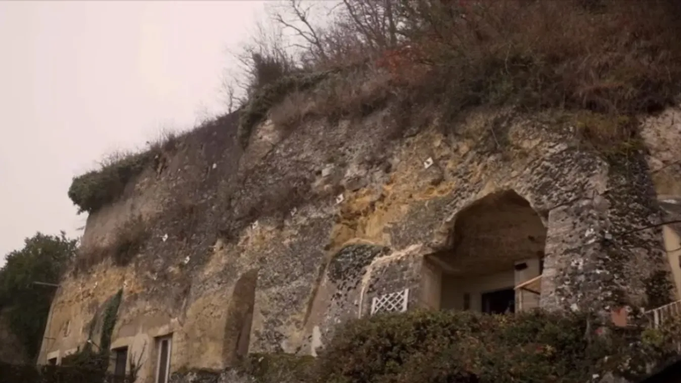 430 forintért vett egy barlanglakást a fiatal pár