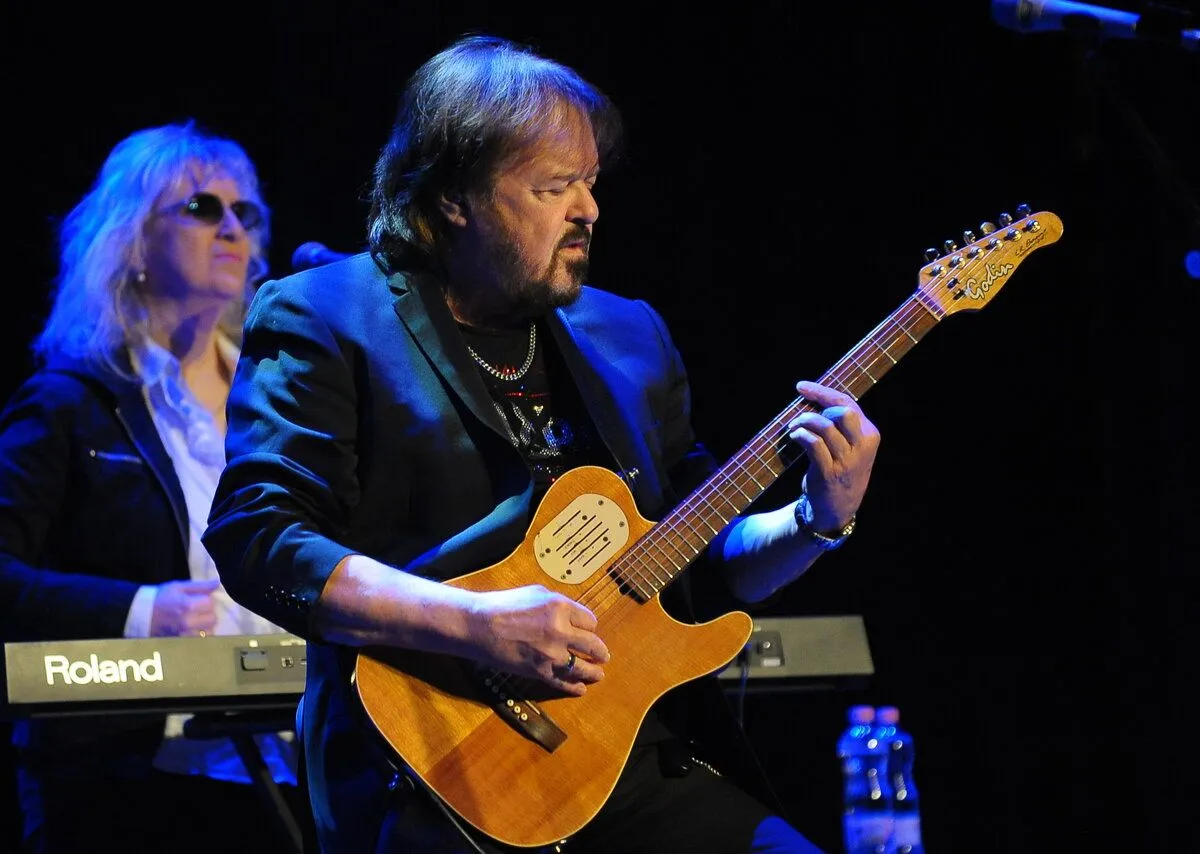 Végvári Ádám és Dzsindzser vitája