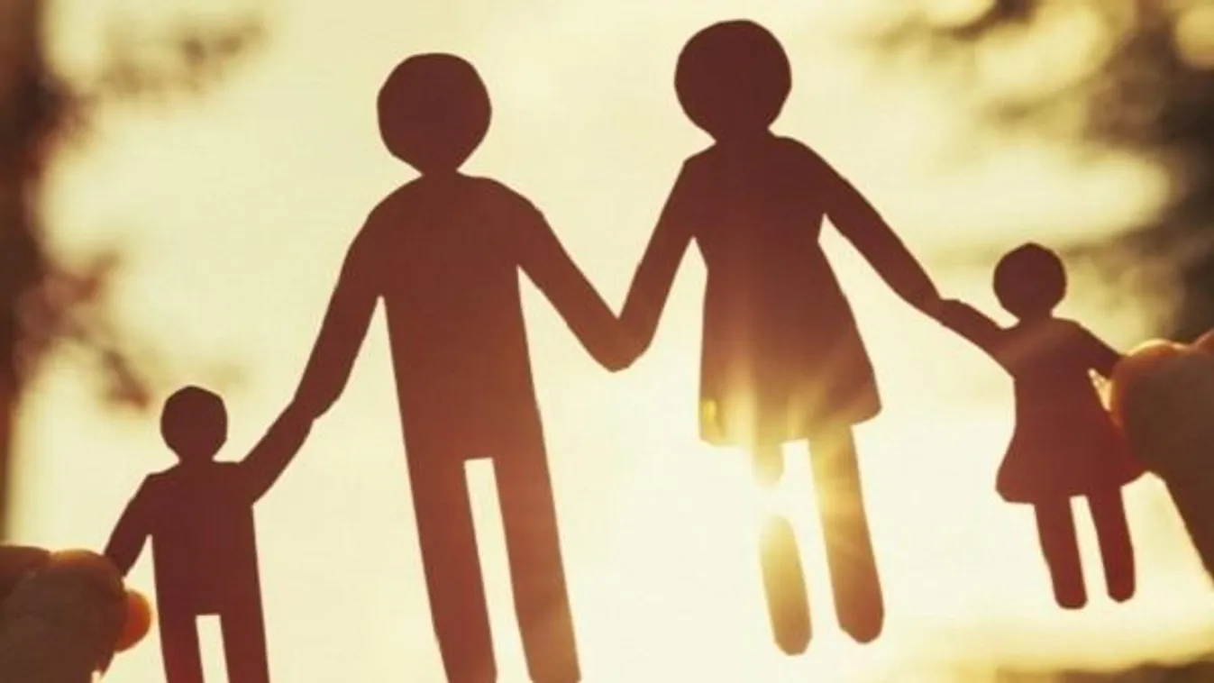 A többség szerint a magyarok összetartoznak, bárhol is élnek