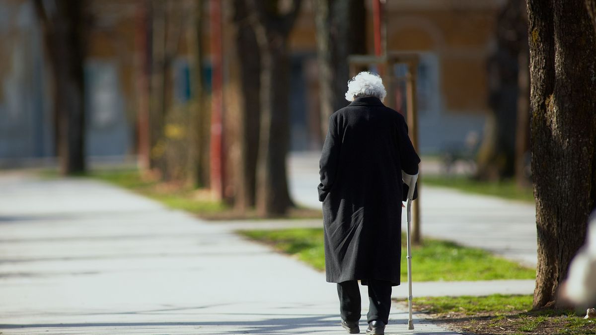 Maszturbáló nőtől rettegnek a budakalásziak