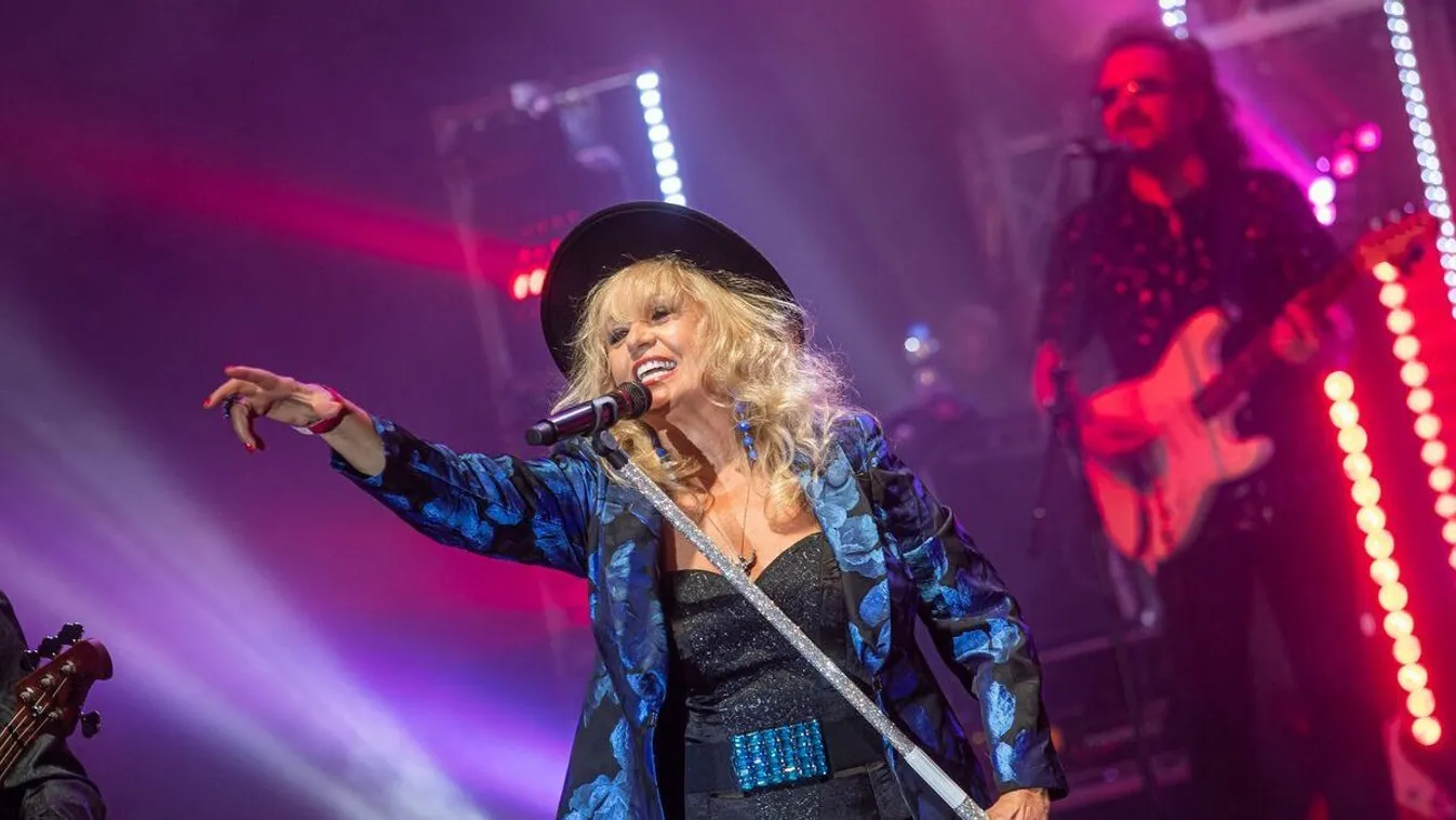 Óriási sztárparádé várja a Szent István-napi Retro Tabánon