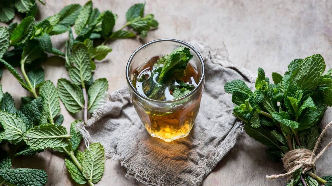 Forrón és hidegen: 4 ital, ami nyáron jobb, mint a kávé