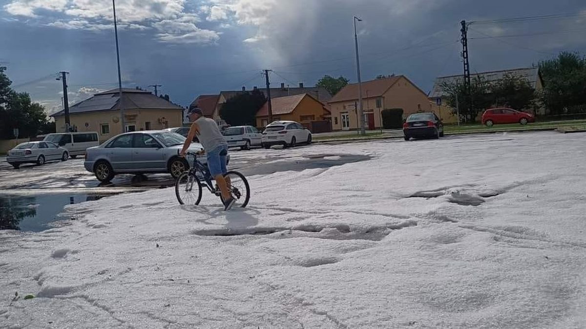 „Rettegtünk, hogy mit találunk majd, de szerencsénk volt” – mondta a jégesőben rekedt férfi – Képek! Videó!