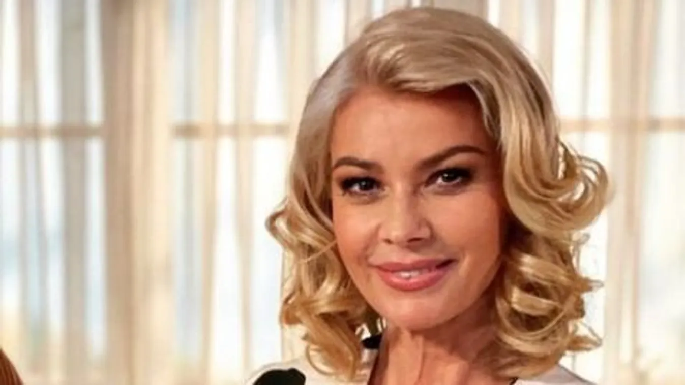 Kerek popsit mutatott a TV2 műsorvezetője