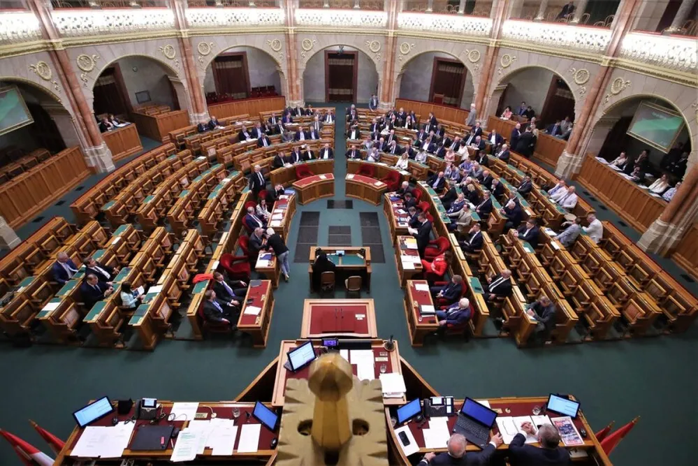 parlament, országgyűlés, adó, adótörvény, szavazás