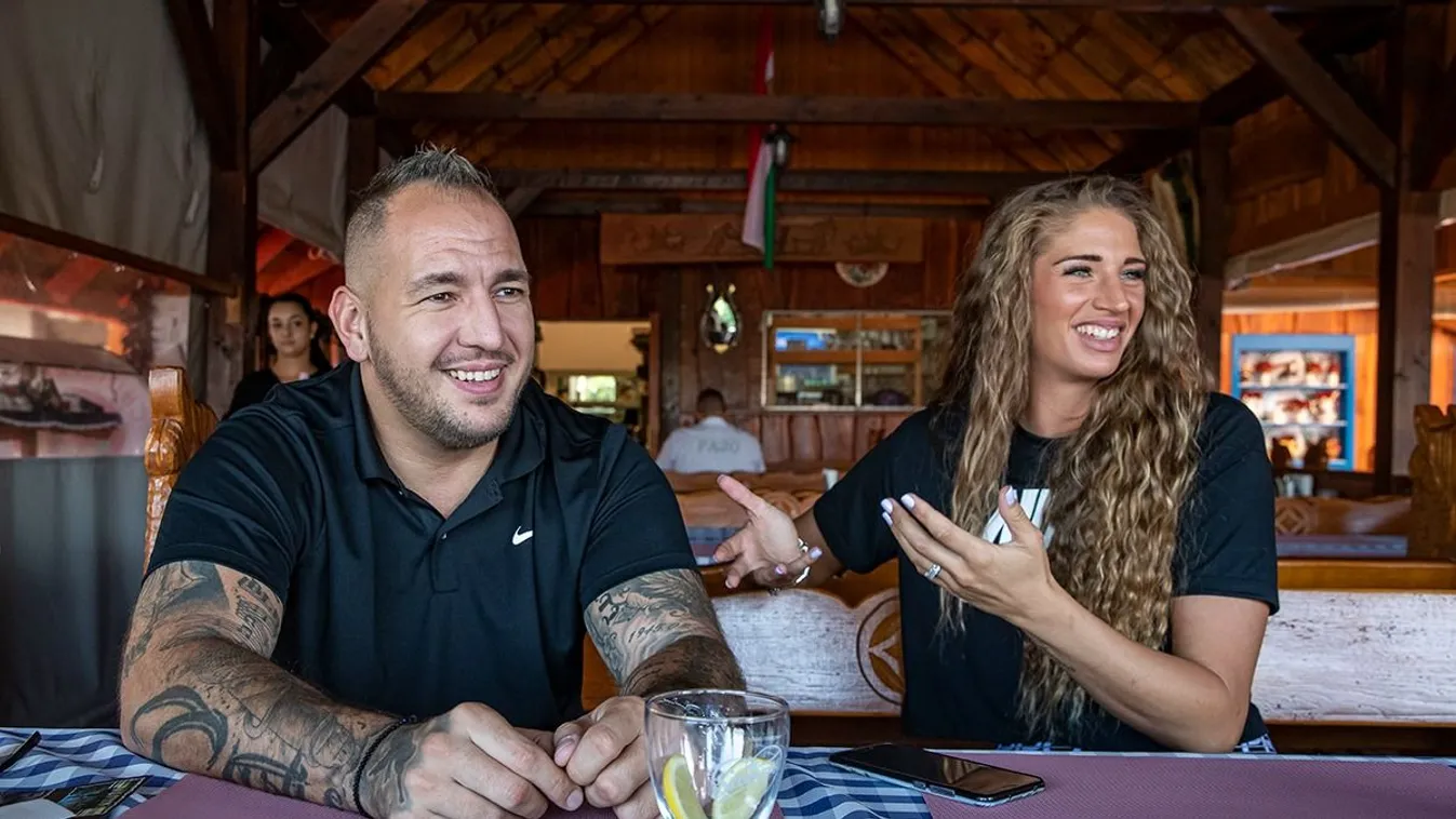 Curtis Dubajban ünnepelte az évfordulójukat szerelmével