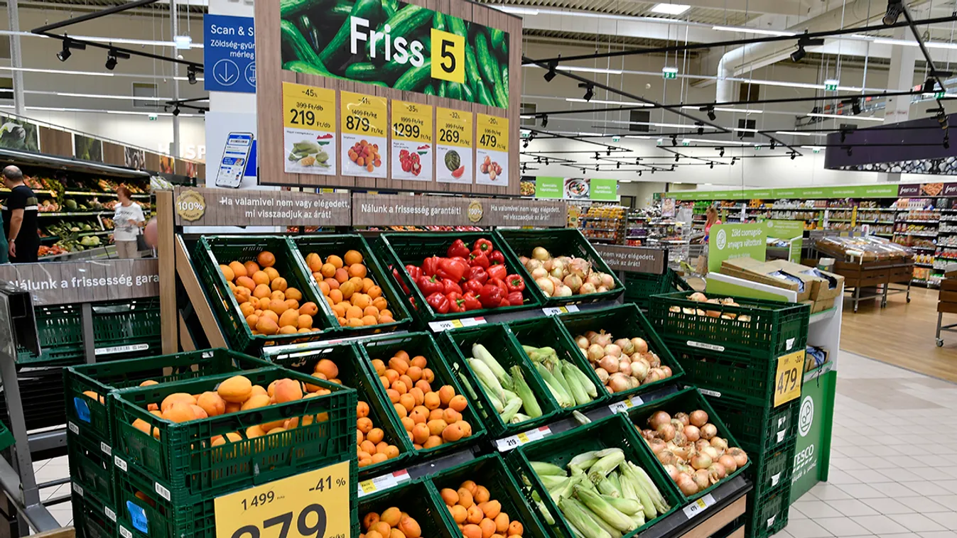 Működik az online árfigyelő: sok ezer forint marad az emberek zsebében - videó