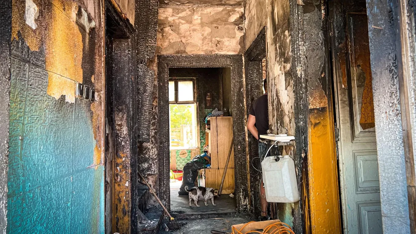 Bedugva felejtett telefontöltő miatt égett le István ház