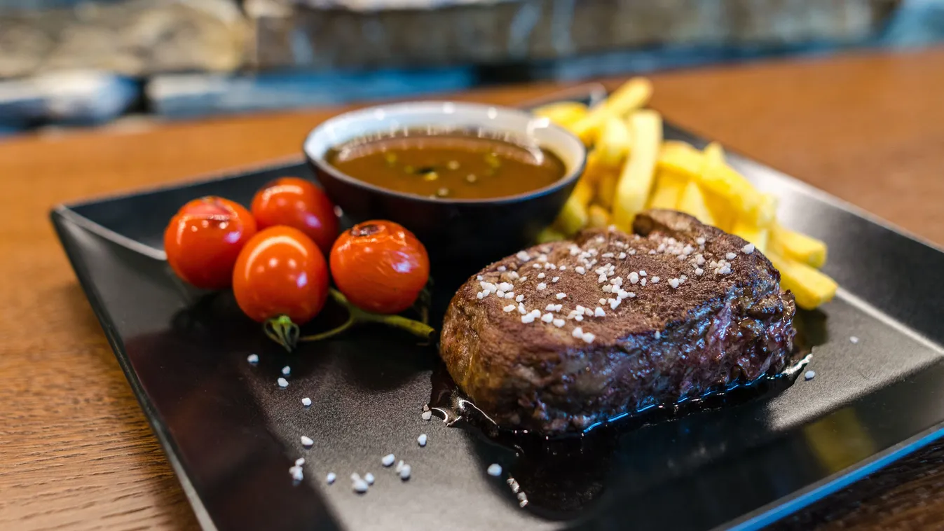 Legális kannibalizmus élő adásban – Videó a cikkben