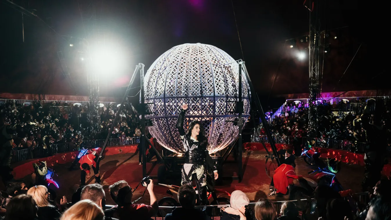 Halálgömbből repült ki, de pár hónap után újra porondra állt