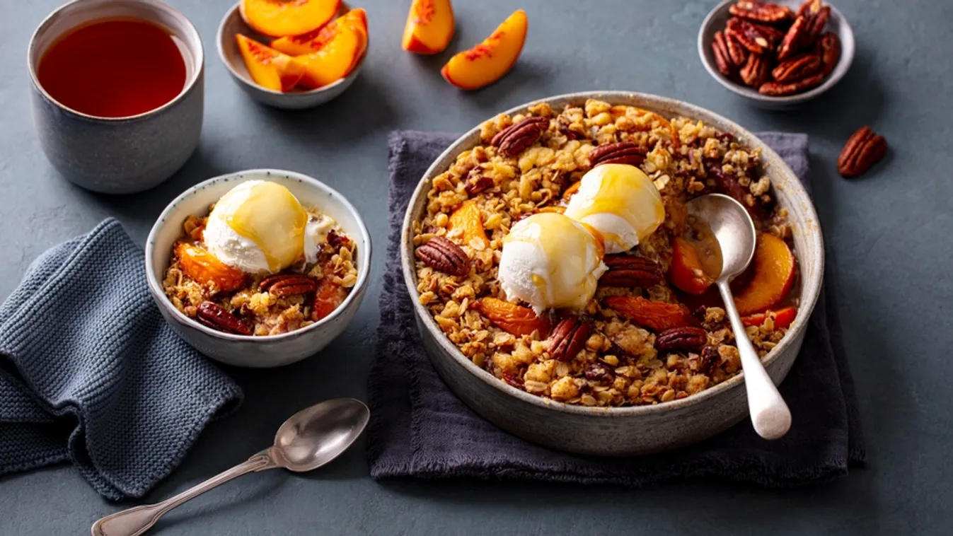 Édes, illatos: imádni fogod az őszibarack morzsasütit