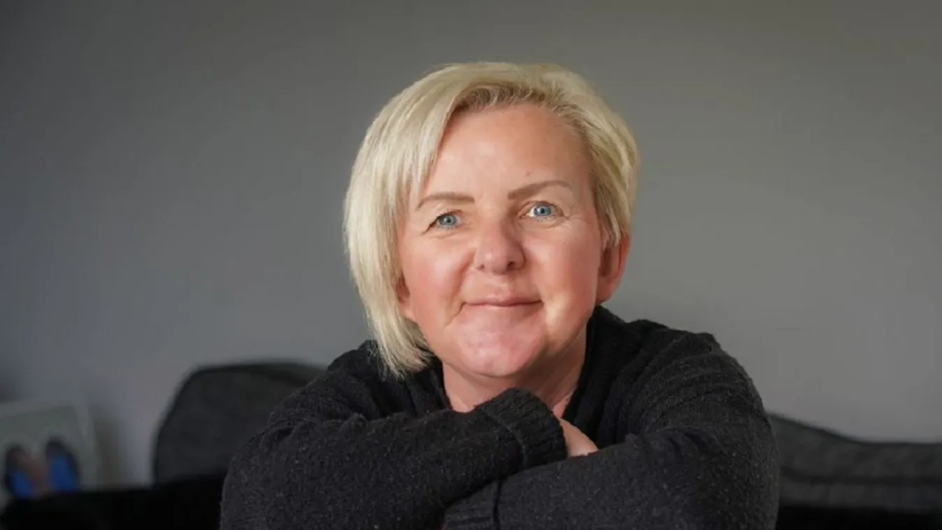 „Meg fogsz halni?” - kérdezte hasfájós anyukájától  a lány