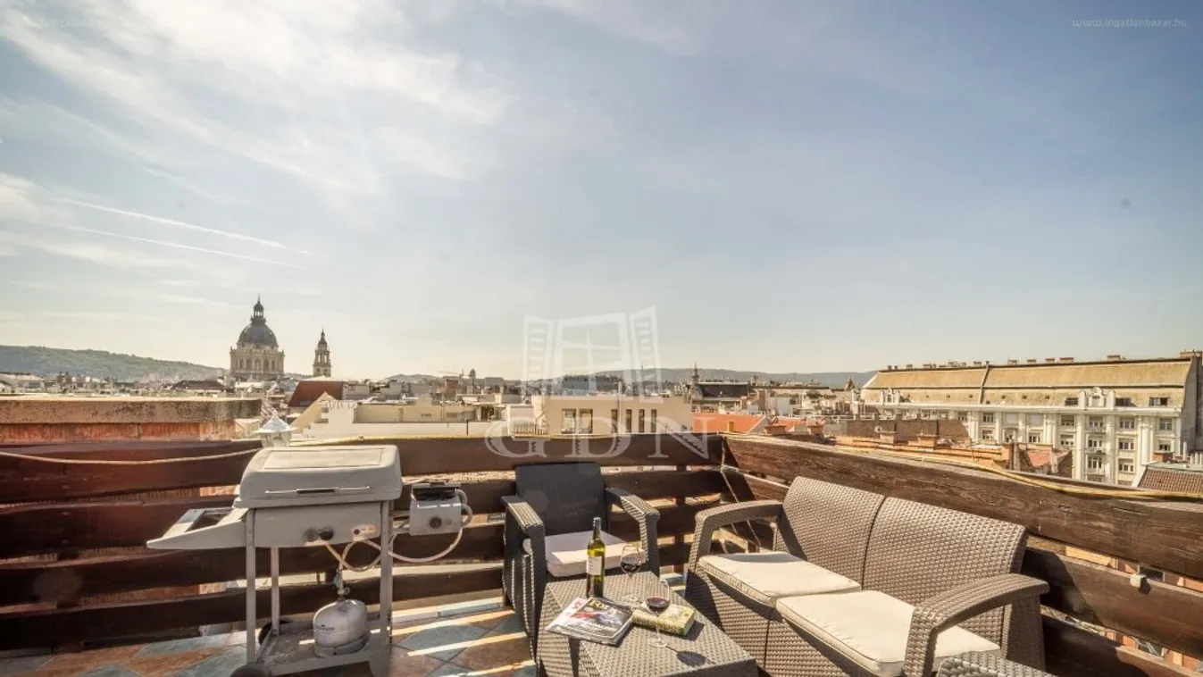 Legyen saját tetőterasza, lenyűgöző városi panorámával!