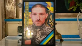 "A felesége azóta is zokog" - Szívszaggató módon kísérték utolsó útjára a magyar származású háborús hőst