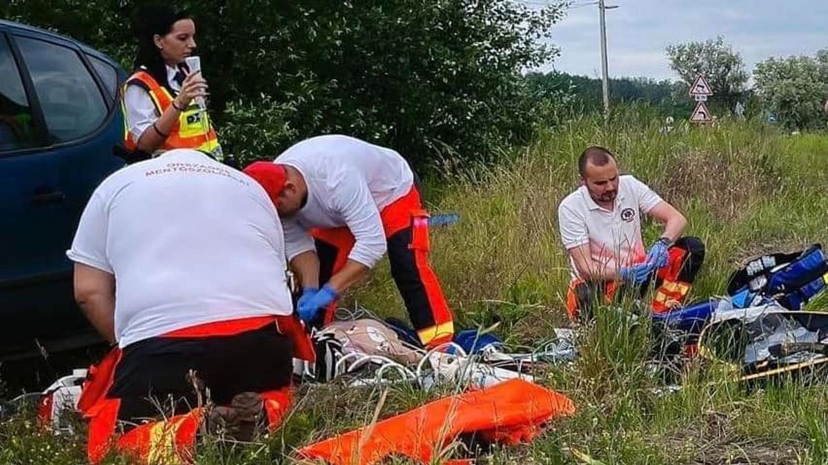 Rosszul lett a buszon egy férfi Tarcalon: egymást váltva küzdöttek az utasok az életéért