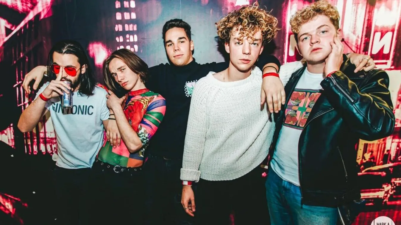 Ennyi az annyi: Így segít Majka balesetező kollégáin