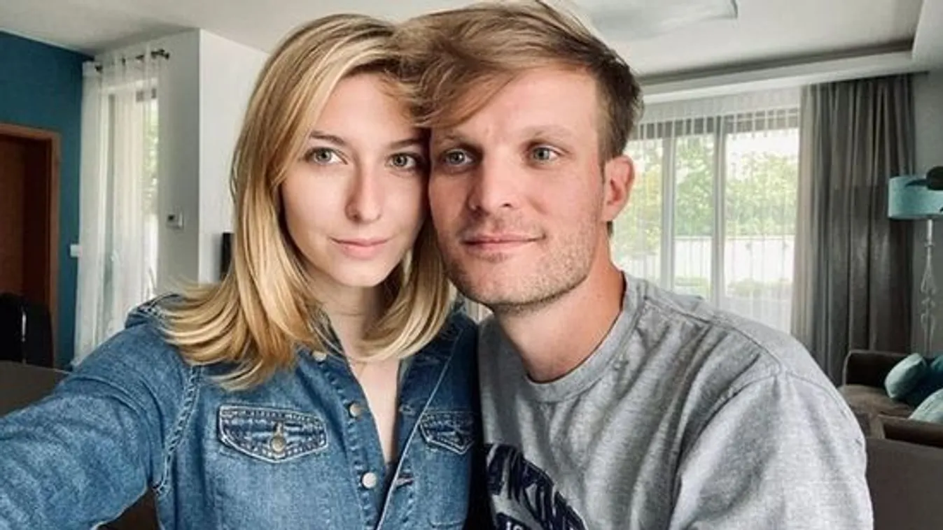 Puskás Peti babával a kezében jelentkezett be